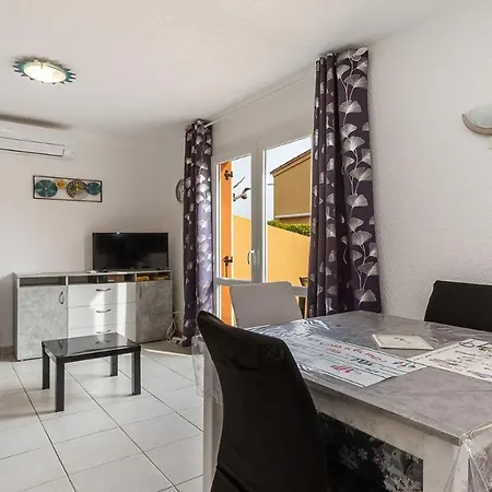 Les 4 Soleils- 174- Moderne 4 Pers * Agde